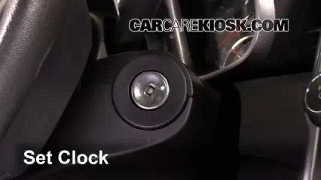 2016 Chevrolet Malibu Limited LT 2.5L 4 Cyl. Reloj Fijar hora de reloj